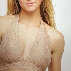 FREE PEOPLE Nude Lace Halter
Bralette Size S